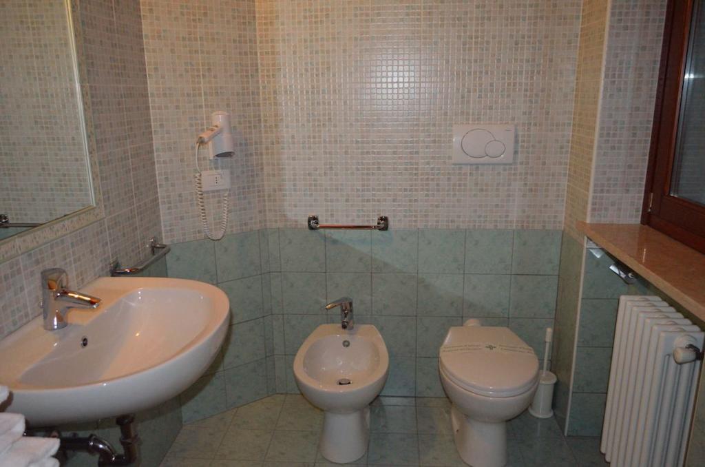 Albergo Ca' Dei Maghi Fumane Chambre photo